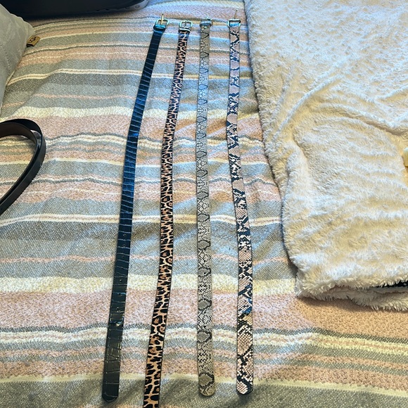 Large 4 pack belts - Picture 1 of 6